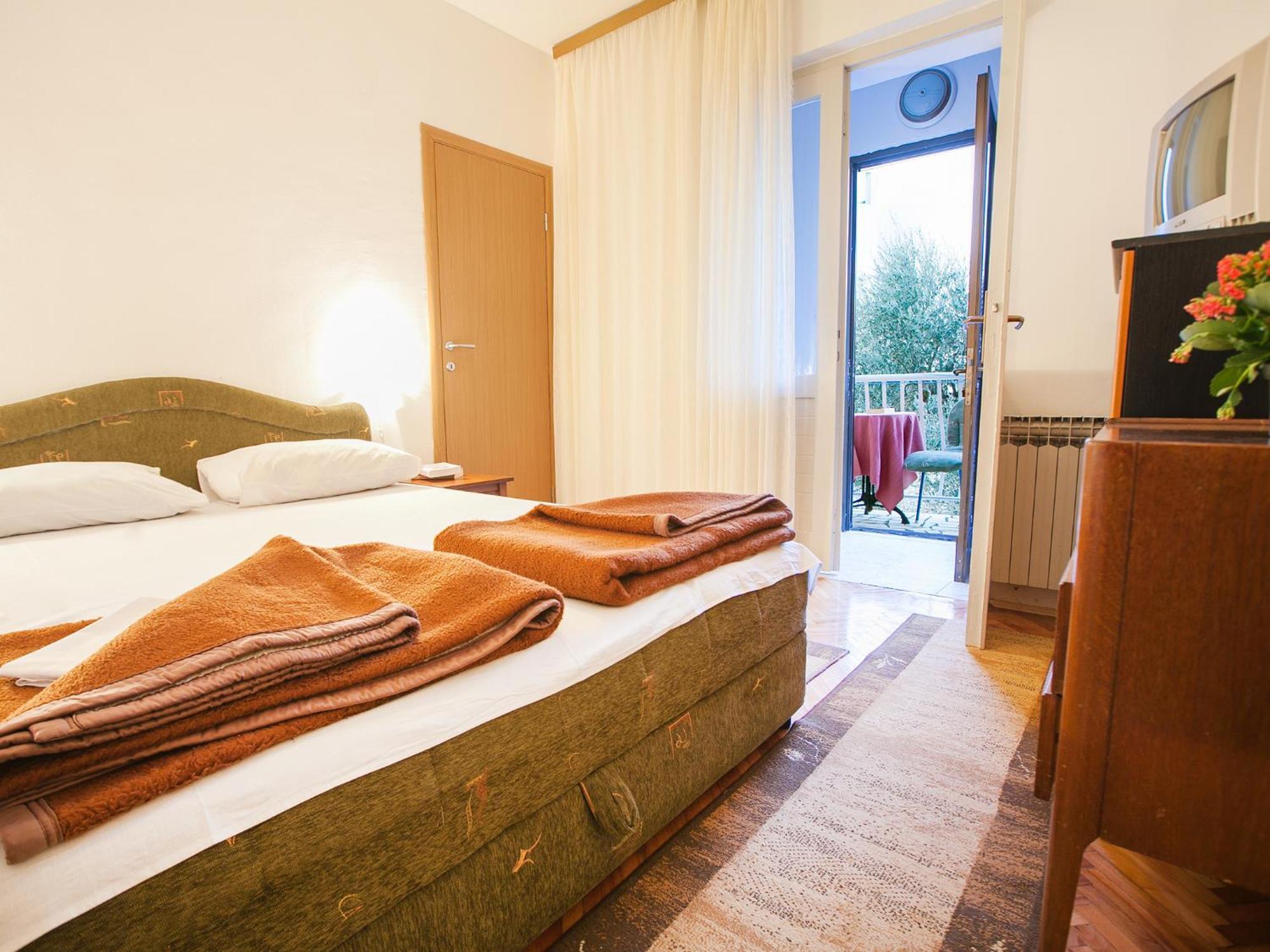 Mali Milocer Bay Accommodation Sveti Stefan Habitación foto